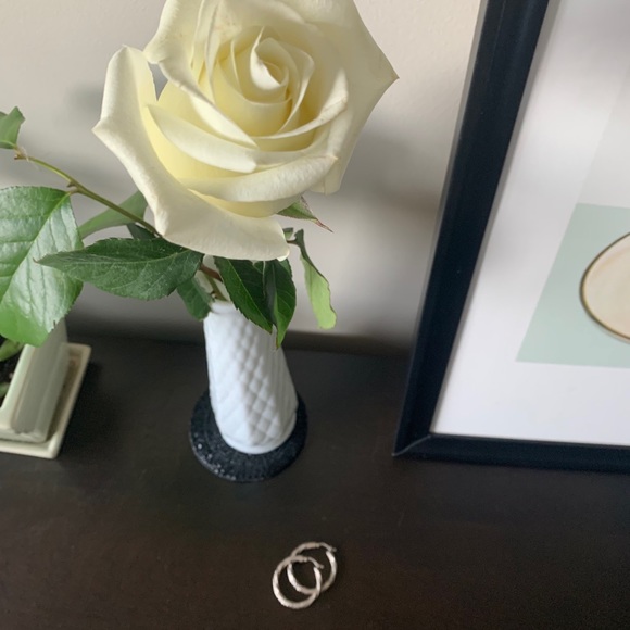 Mini solid woven 925 Sterling Silver hoops - Picture 2 of 4